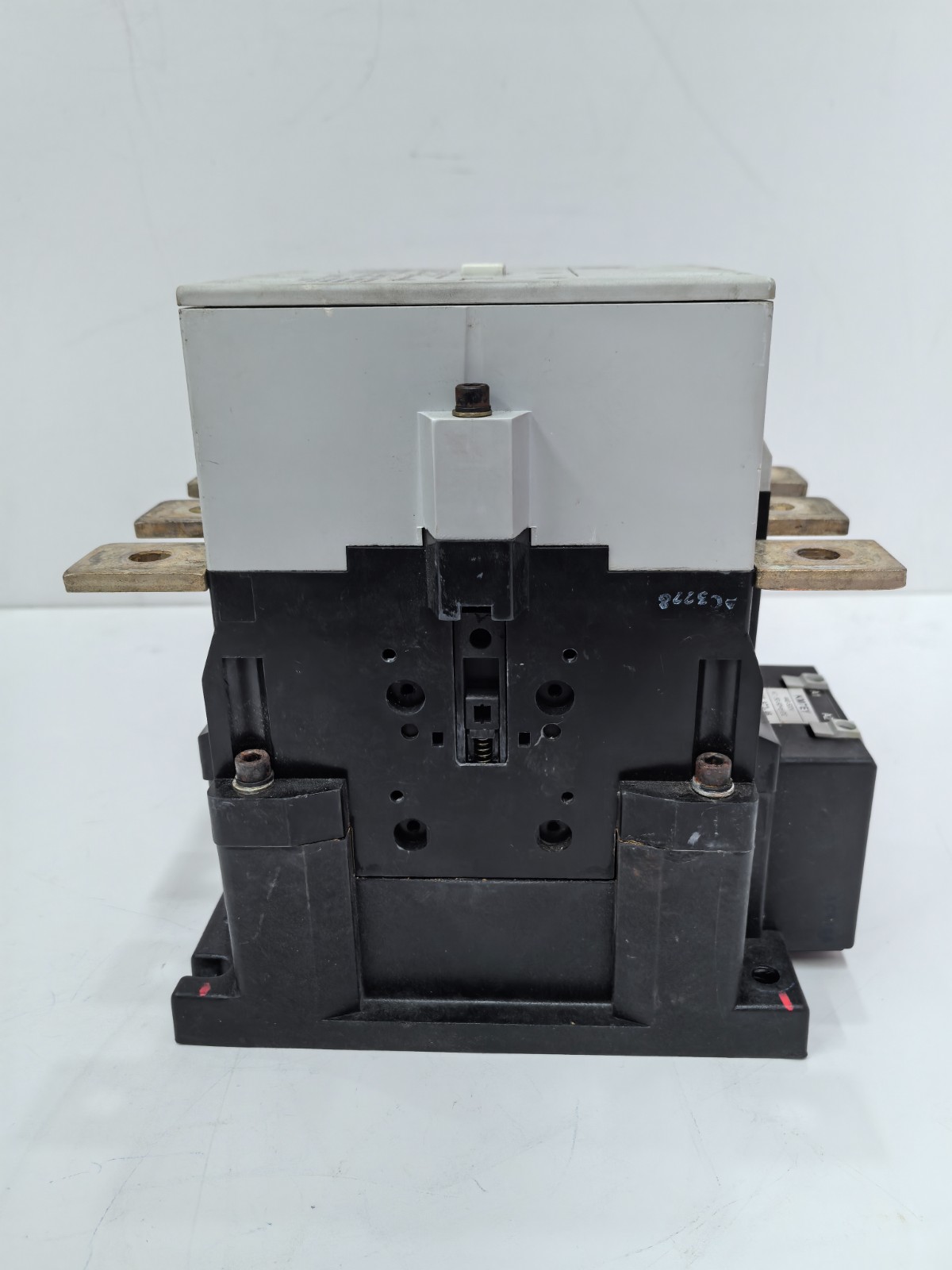 ABB LXN1604-6 3BHL000986P7000 ABB 800xA CEX-bus Switch for Complex Industrial Automation Strategy0